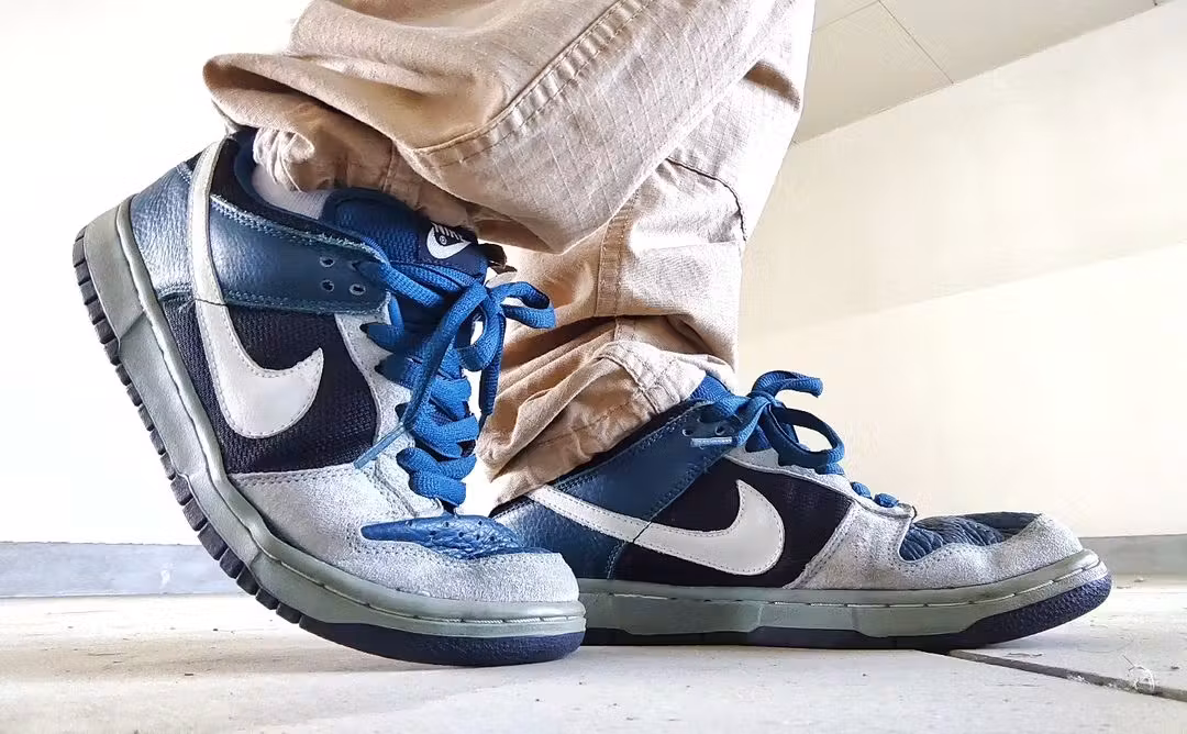 Nike SB Dunk Low Pro 'Futura' 304292-013 Nike SB Dunk Low Pro 'Futura' 304292-013